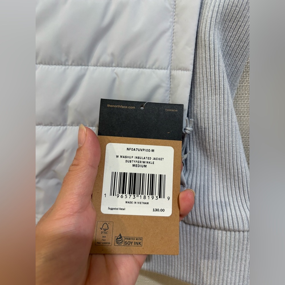 The North Face Women's Light blue Insulated Jacket - Picture 7 of 10